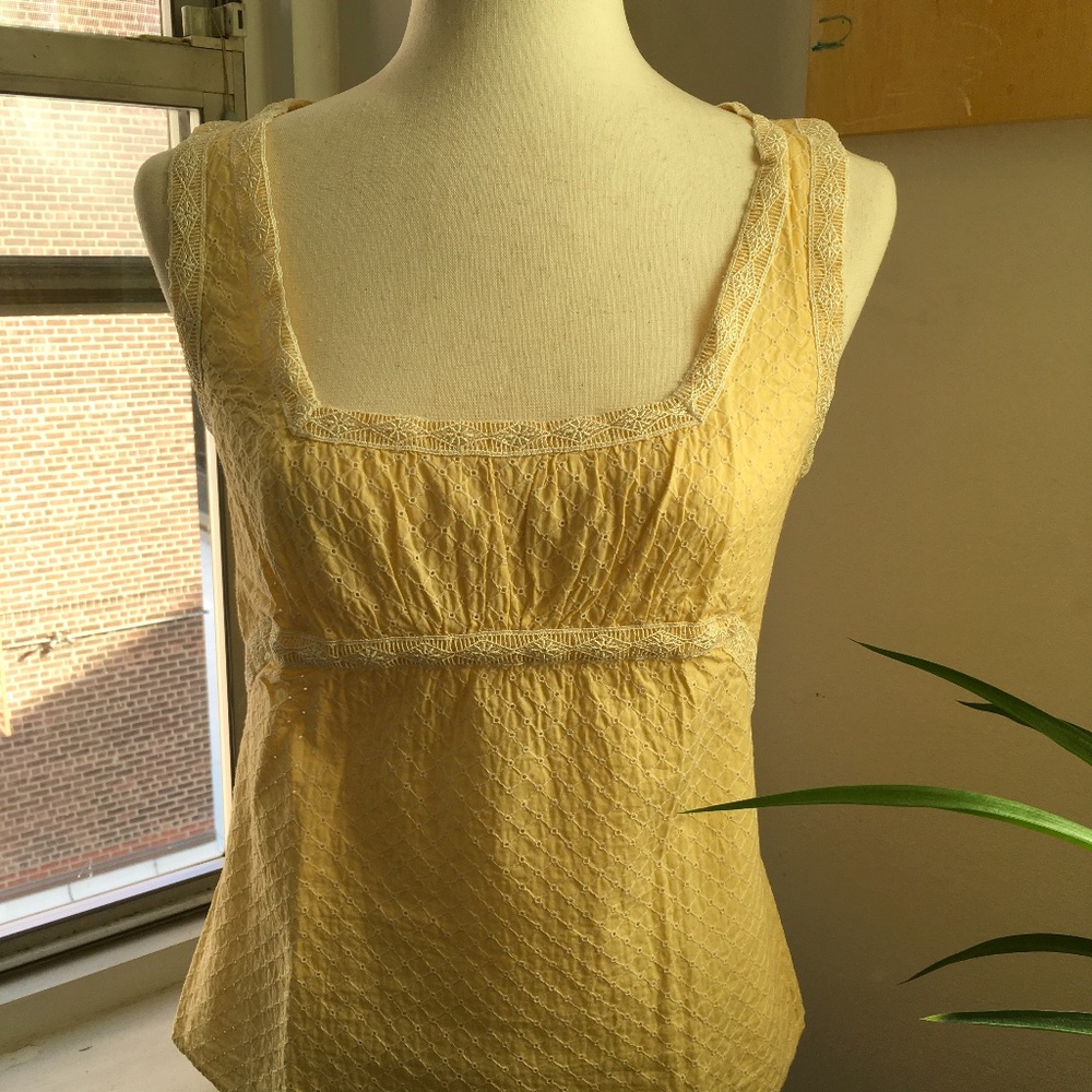 Cute boho sleeveless shirt